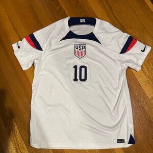 NWOT Never Worn Pulisic Jersey, Mens Size XL